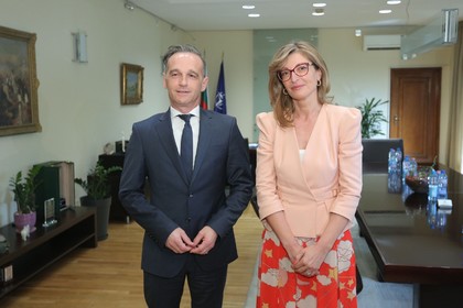 Ekaterina Zaharieva addresses Heiko Maas: Bulgaria is a Safe Destination, German Nationals Are Welcome Here